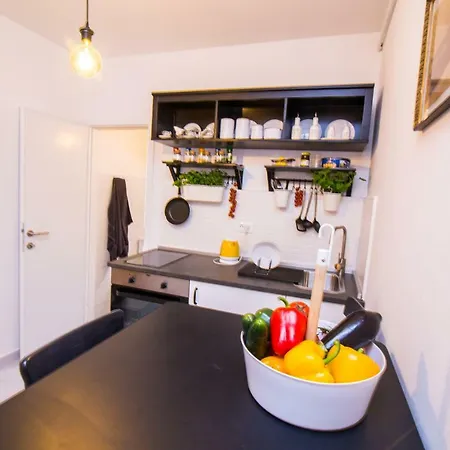 Art Studio Kata Apartment *